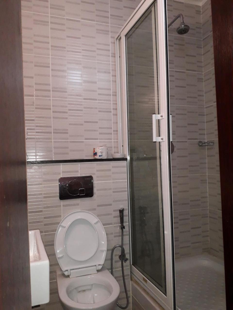 Hotel Newcastle Lagos Esterno foto